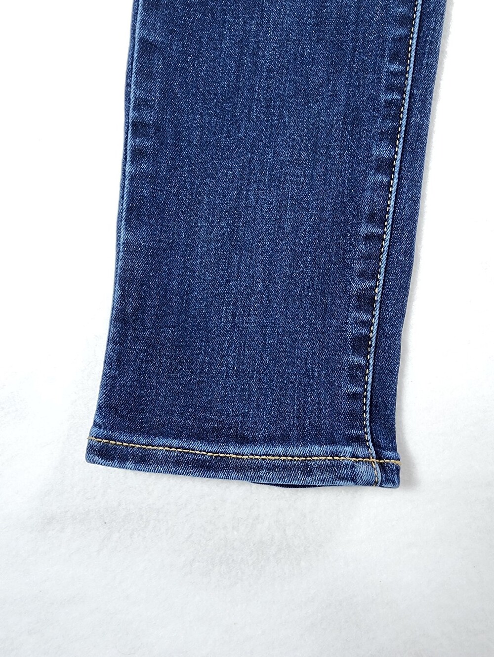 Levi's 311 Shaping Skinny Jeans Women's 27 Dark Wash Mid Rise Stretch - Picture 8 of 12